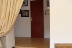 Lounge  to hall
